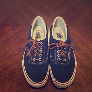 Vans low top shoes